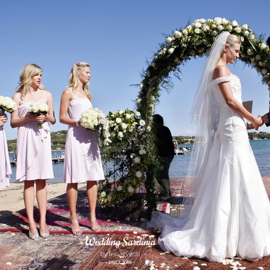 Beach wedding in Sardinia