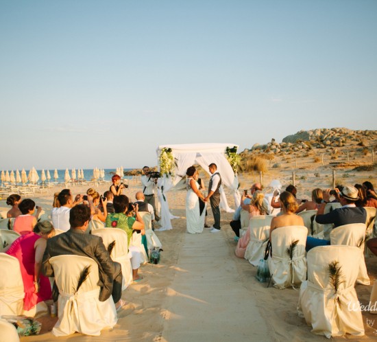 Beach wedding in Sardinia