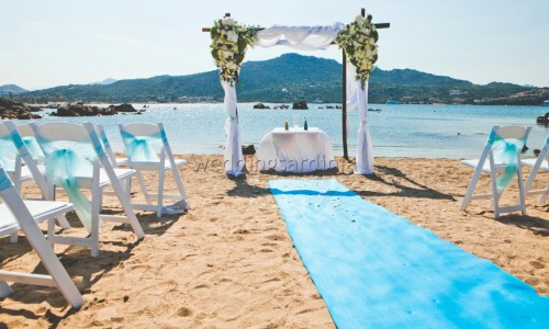 beach wedding in Emerald Coast