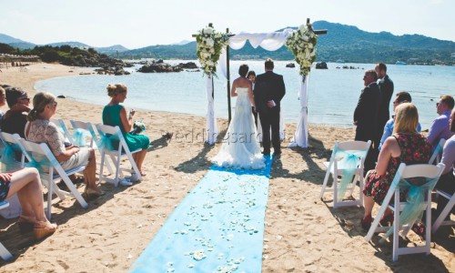 beach wedding in Emerald Coast