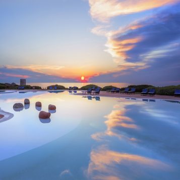 Torreruja hotel in isola rossa . The swimming pool